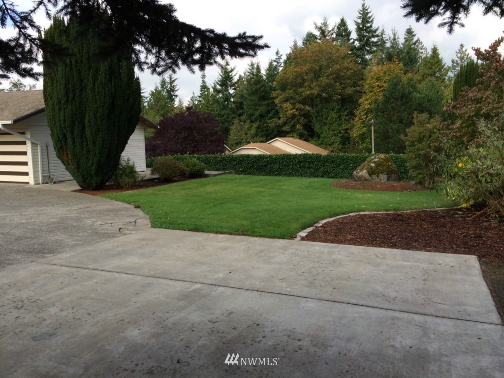 3959 Britton Road Bellingham, WA 98226 - Photo 3 of 20 Gallery Image 3