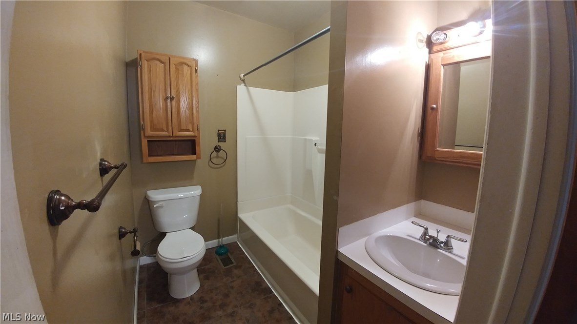 4059 State Road South Ashtabula, OH 44004 - Photo 5 of 28