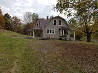 198 Roaring Run Road Eagle Rock, VA 24085 - Photo 10 of 18 driveway view