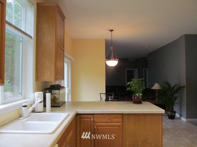 8521 Southeast Lynch Road Shelton, WA 98584 - Photo 5 of 19 Gallery Image 5