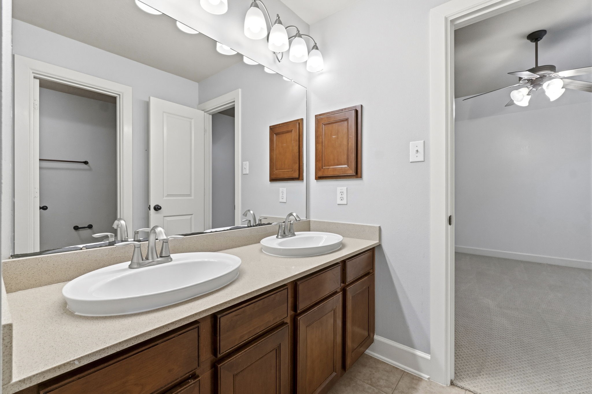 27 North Arrow Canyon Circle The Woodlands, TX 77389 - Photo 26 of 37