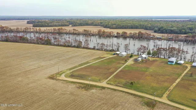 $185,000 | 232 Bungalow Lane, Tchula, MS 39169