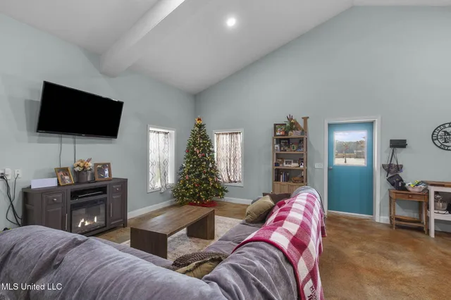 $185,000 | 232 Bungalow Lane, Tchula, MS 39169