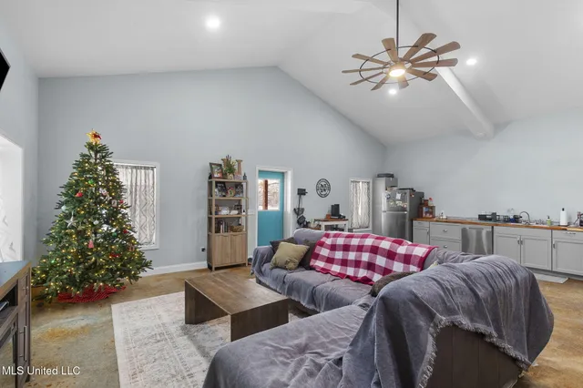 $185,000 | 232 Bungalow Lane, Tchula, MS 39169