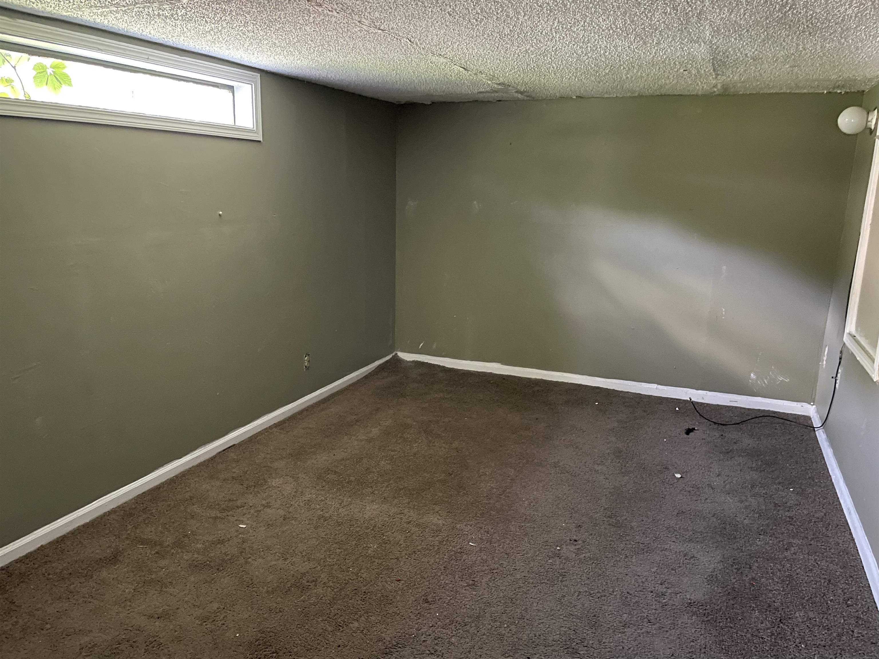 4448 Bluebell Street Memphis, TN 38109 - Photo 12 of 18 a view of an empty room