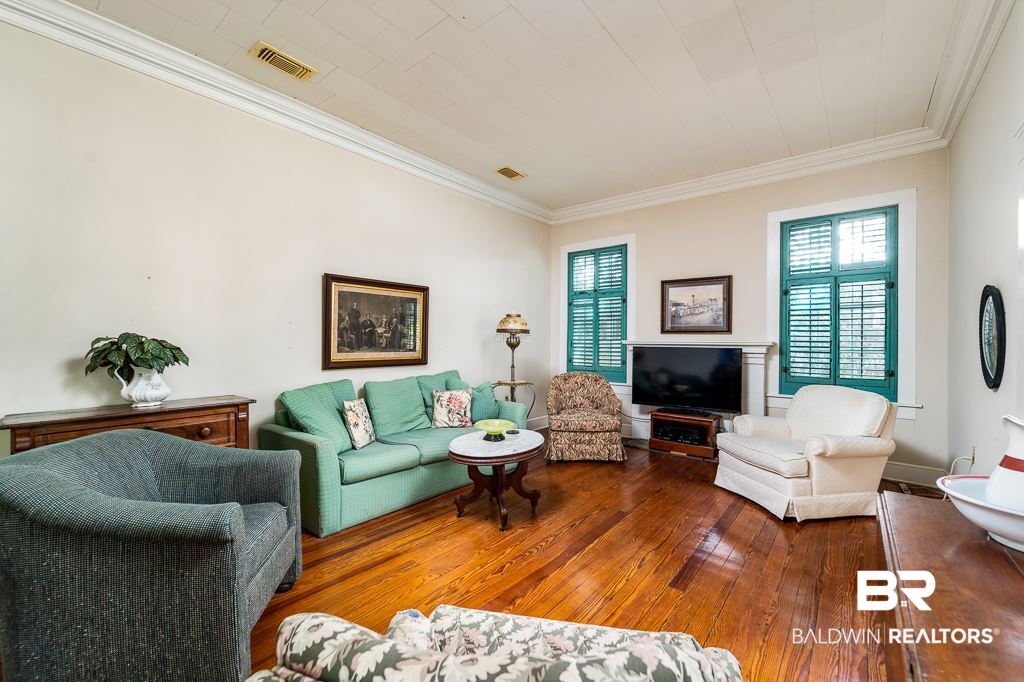 9 White Avenue Fairhope, AL 36532 - Photo 6 of 36