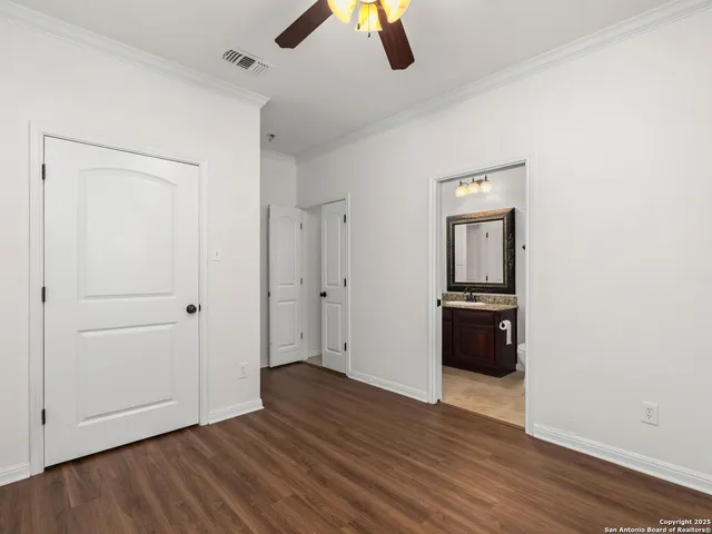 $675,000 | 837 Lakeview Trail, McQueeney, TX 78123