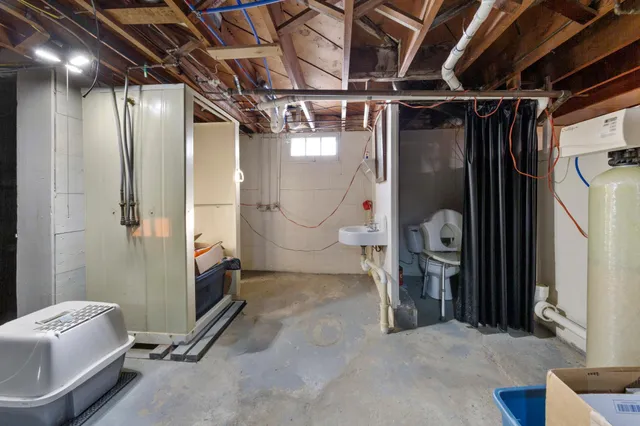 $110,000 | 1122 4th Avenue, Heron Lake, MN 56137