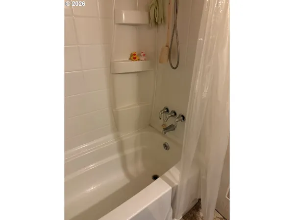 $499,900 | 35 Northeast 157th Avenue, Portland, OR 97230