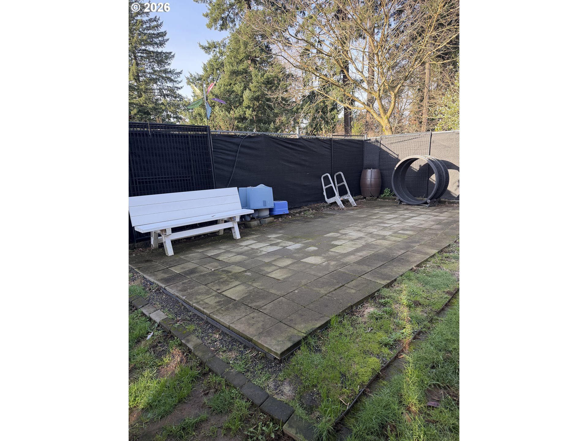 35 Northeast 157th Avenue Portland, OR 97230 - Photo 29 of 30 a backyard of a house with table and chairs