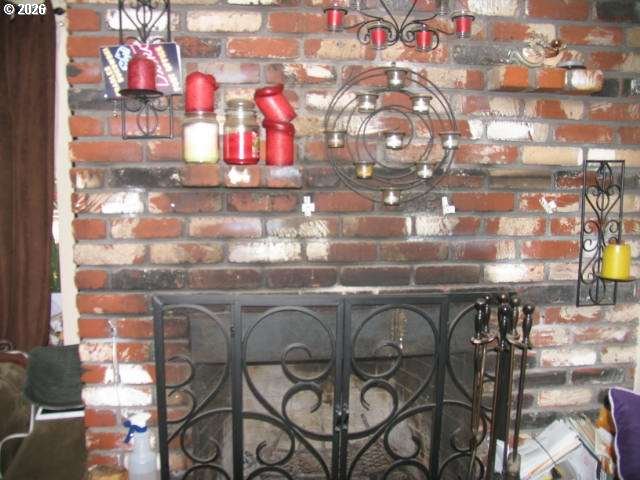 35 Northeast 157th Avenue Portland, OR 97230 - Photo 5 of 30 a close view of utility room