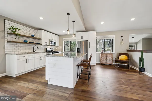 $1,050,000 | 10913 Howland Drive, Reston, VA 20191