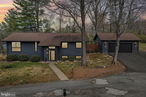 $1,050,000 | 10913 Howland Drive, Reston, VA 20191