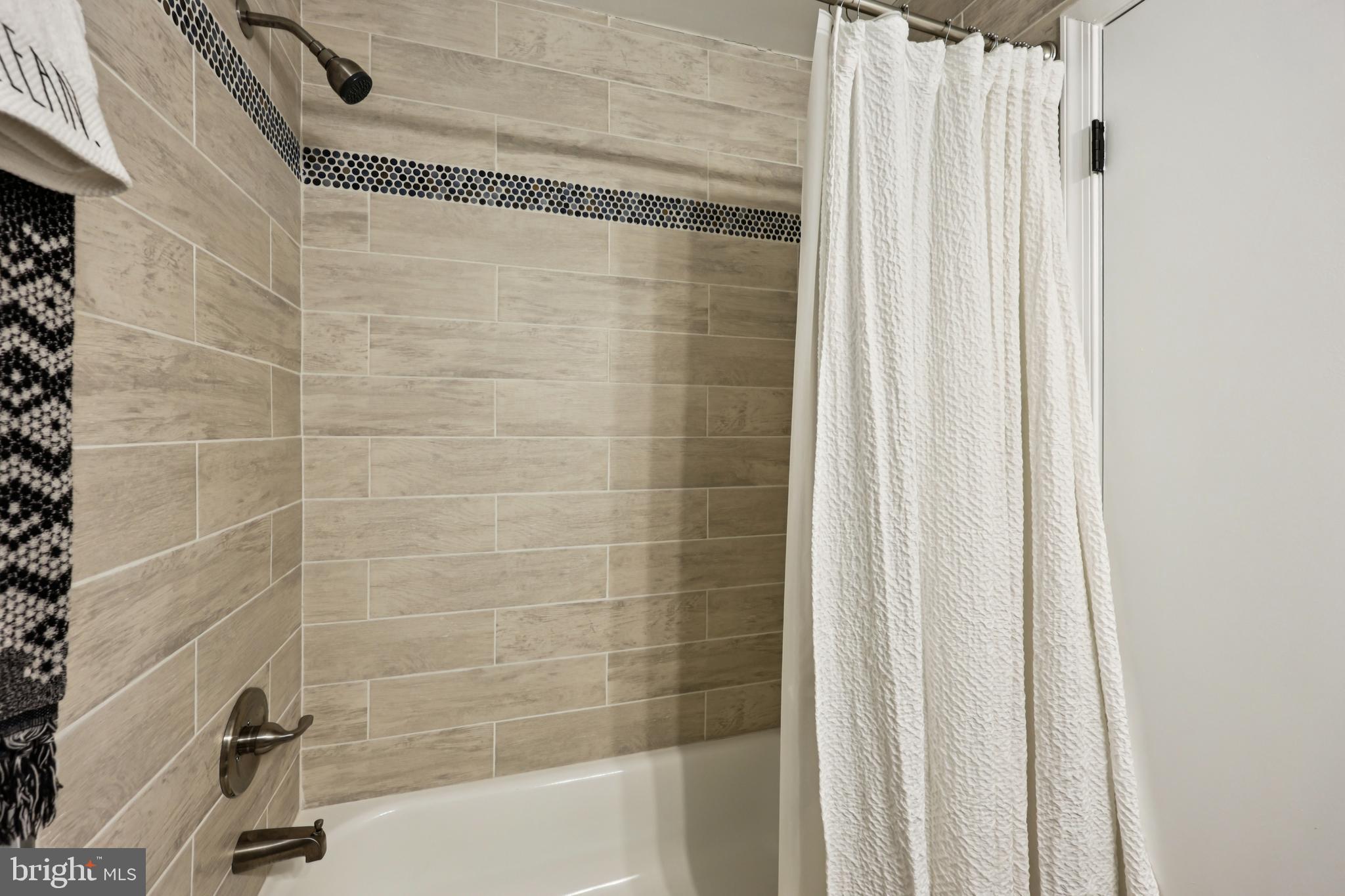 10913 Howland Drive Reston, VA 20191 - Photo 22 of 58 Gallery Image 22