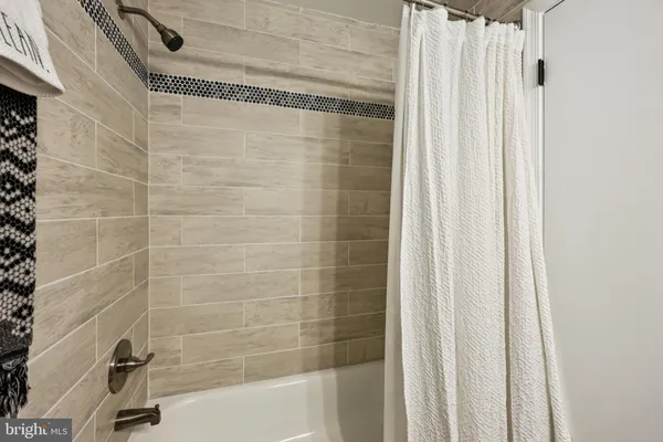 $1,050,000 | 10913 Howland Drive, Reston, VA 20191