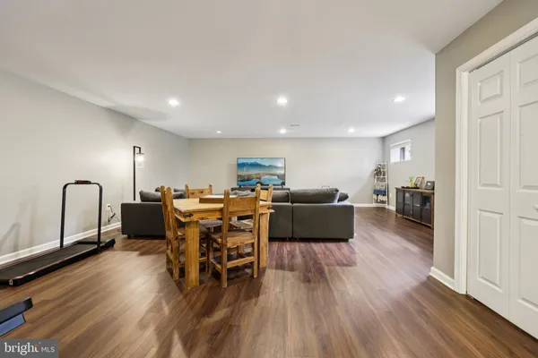 $1,050,000 | 10913 Howland Drive, Reston, VA 20191