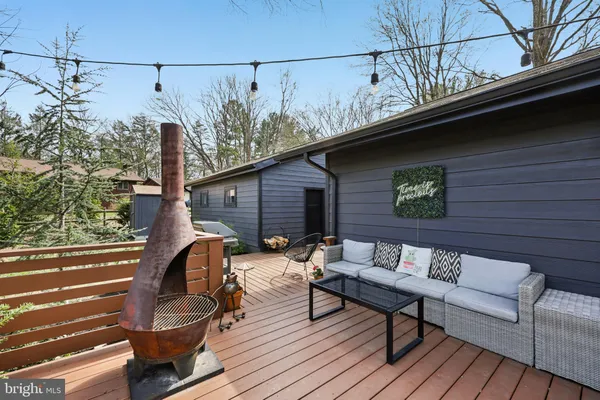 $1,050,000 | 10913 Howland Drive, Reston, VA 20191