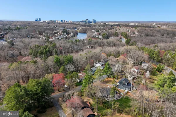 $1,050,000 | 10913 Howland Drive, Reston, VA 20191