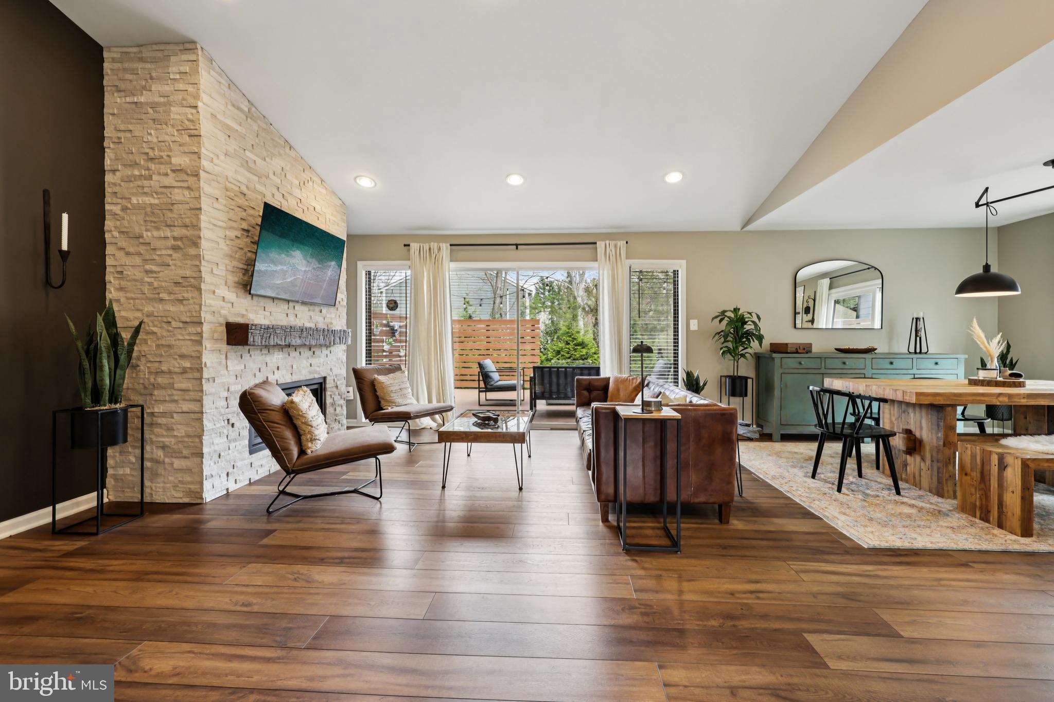 10913 Howland Drive Reston, VA 20191 - Photo 7 of 58 Gallery Image 7