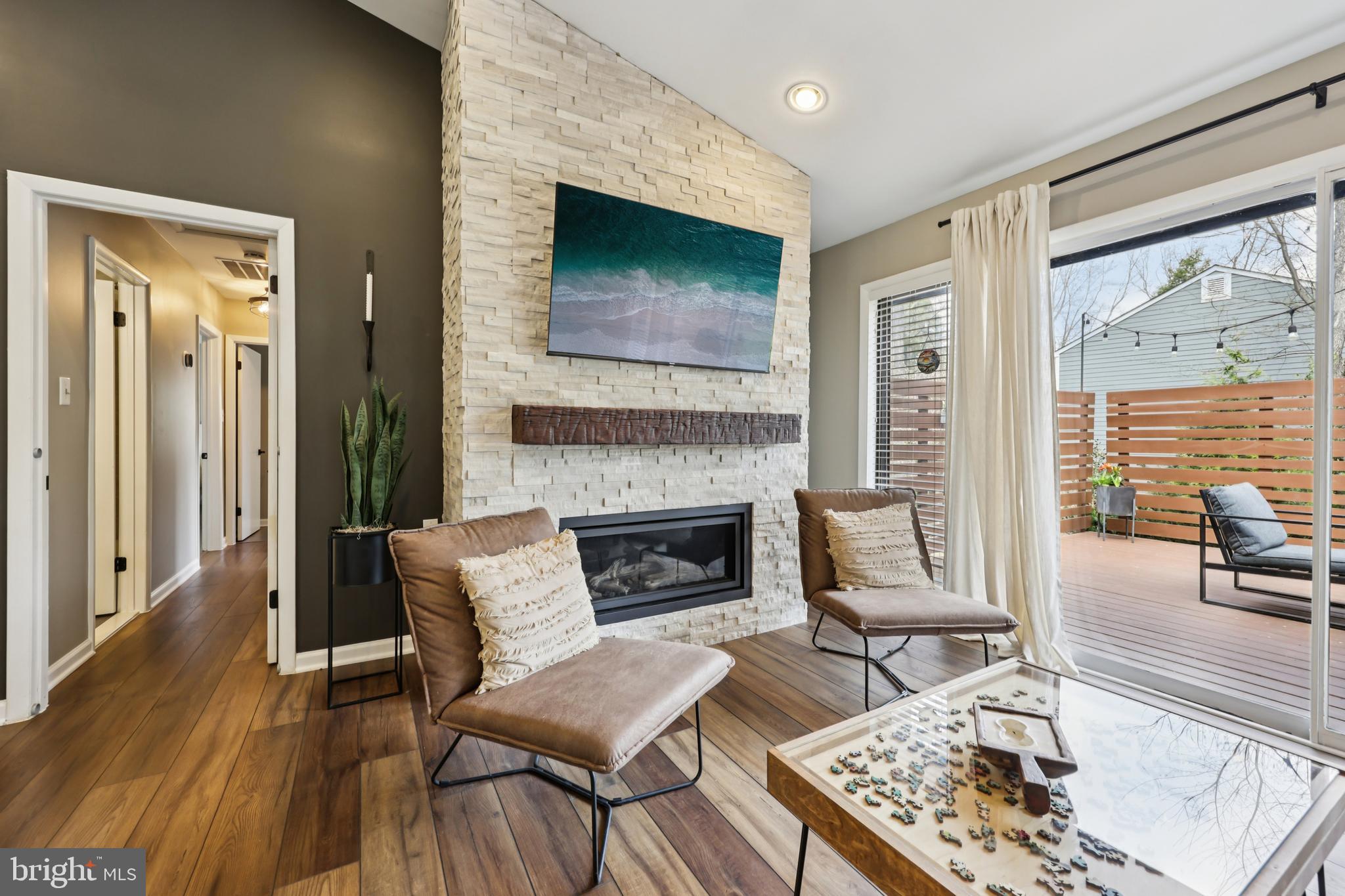 10913 Howland Drive Reston, VA 20191 - Photo 9 of 58 Gallery Image 9