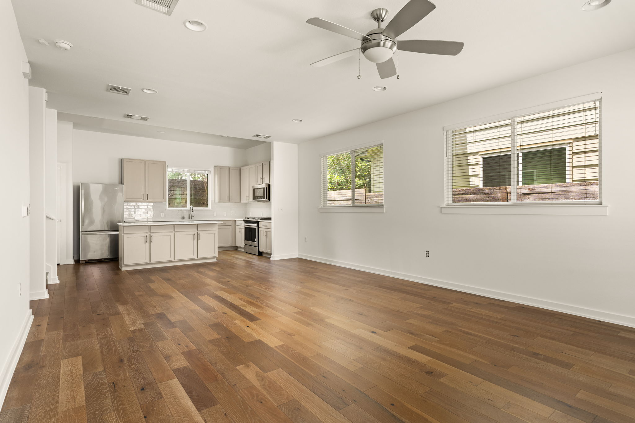6800 Menchaca Road, Unit 9 Austin, TX 78745 - Photo 3 of 29