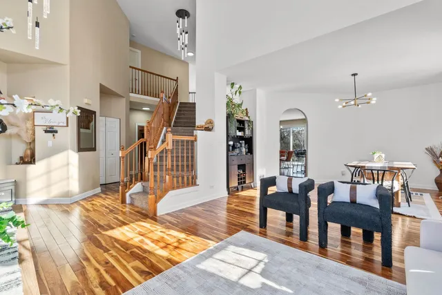 $605,000 | 459 Glover Drive, North Aurora, IL 60542