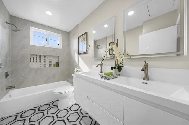 $899,000 | 922 East Edgecomb Street, Covina, CA 91724