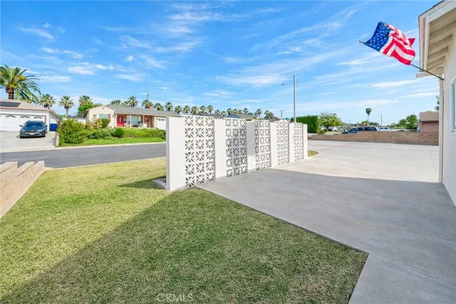 $899,000 | 922 East Edgecomb Street, Covina, CA 91724