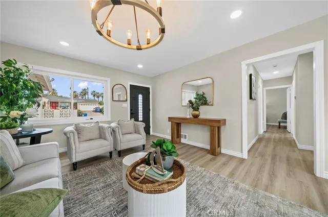 $899,000 | 922 East Edgecomb Street, Covina, CA 91724