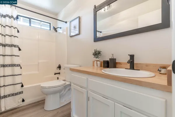 $559,000 | 585 Studley Street, Unit 4, Sonoma, CA 95476
