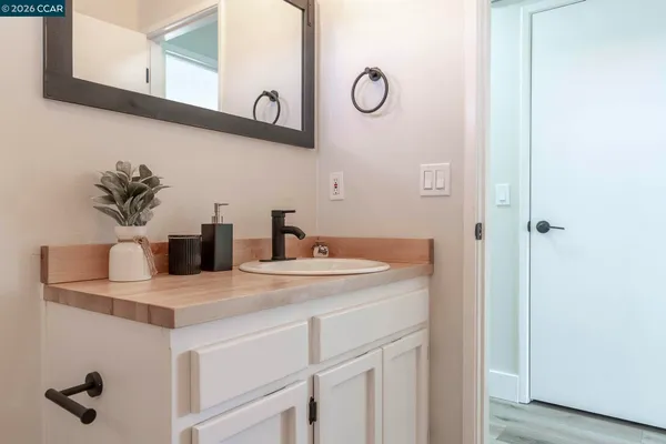 $559,000 | 585 Studley Street, Unit 4, Sonoma, CA 95476