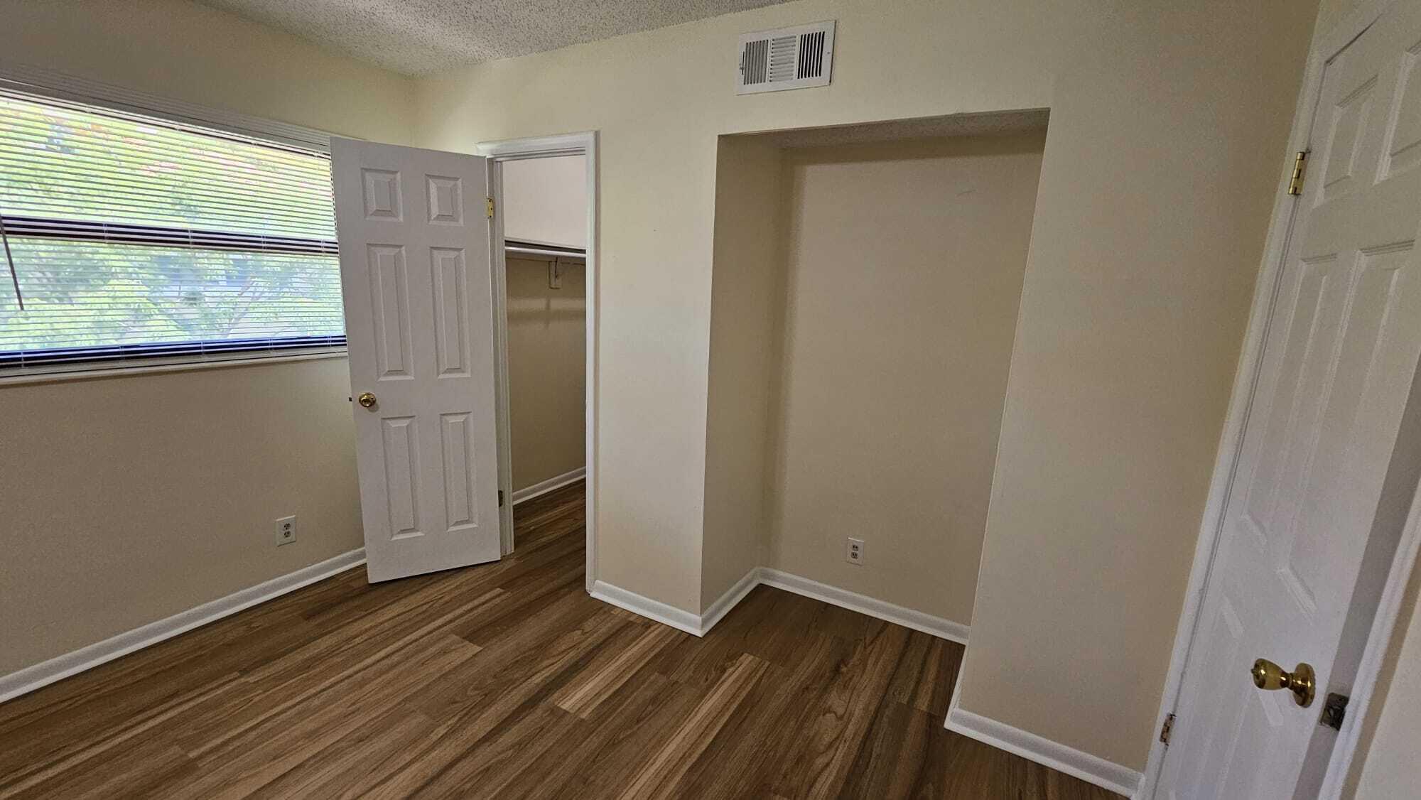 8801 West Sample Road, Unit 11 Coral Springs, FL 33065 - Photo 12 of 25 2ND BEDROOM_2_28801 SAMPLE RD