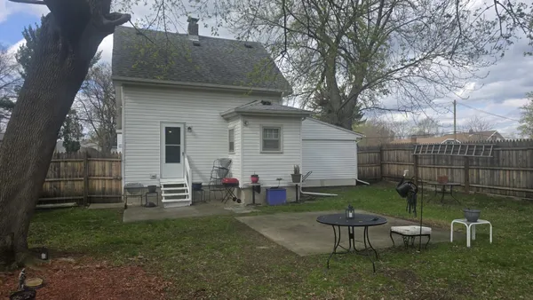 $95,900 | 147 West Addison Street, Jackson, MI 49203