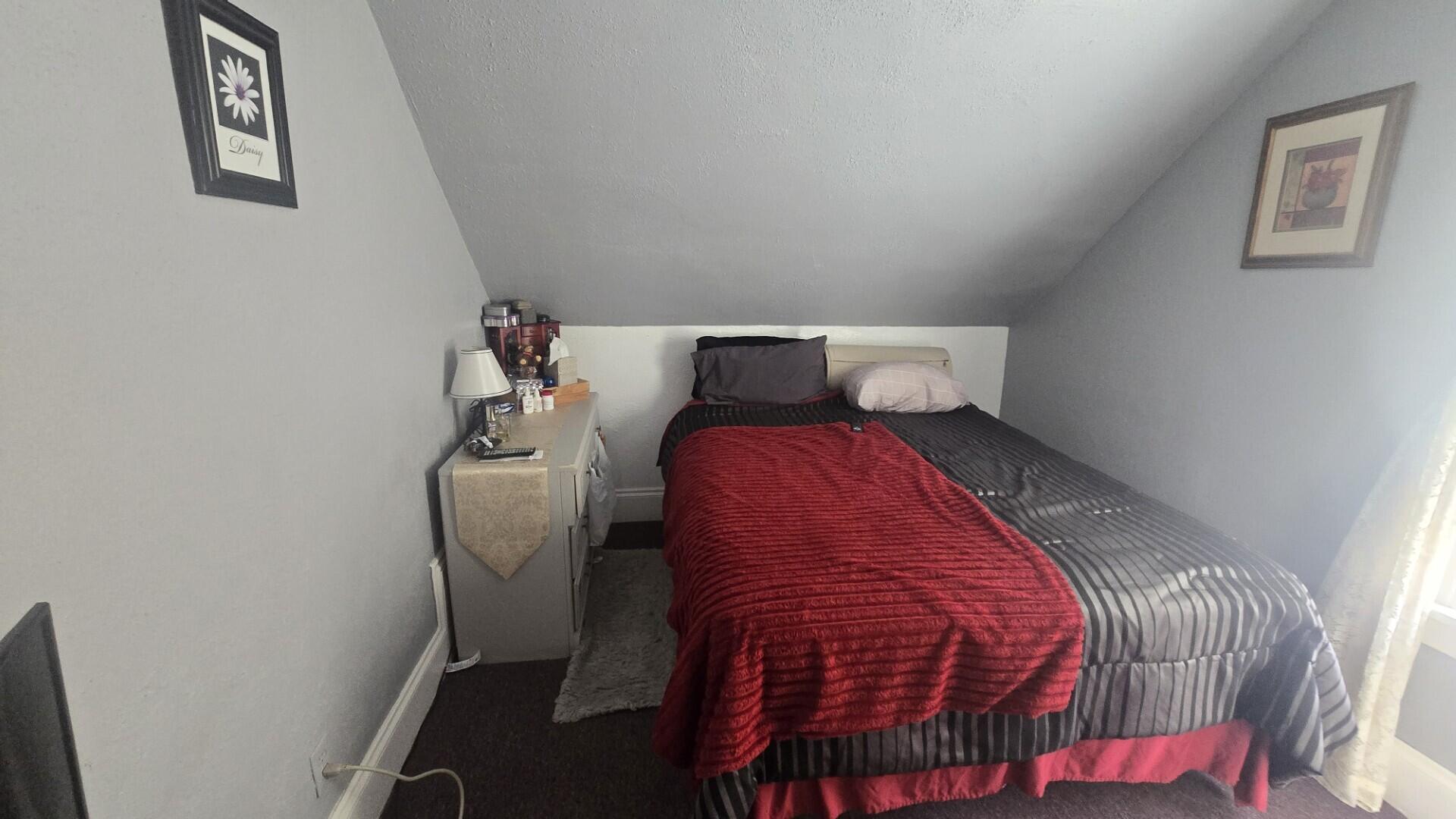 147 West Addison Street Jackson, MI 49203 - Photo 2 of 11 4f5667d5-4df6-4661-b681-307bd105e633