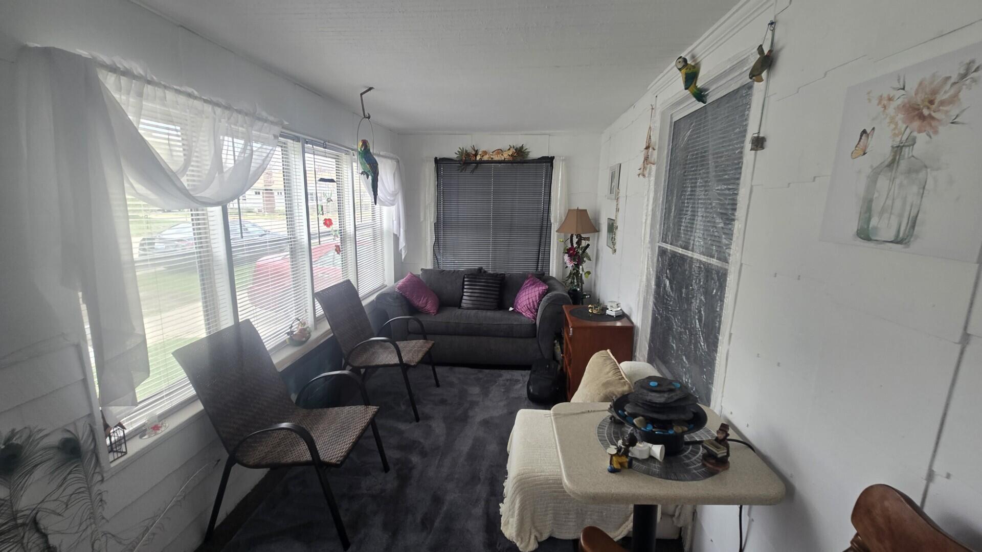 147 West Addison Street Jackson, MI 49203 - Photo 7 of 11 255d007c-757e-44f8-afbd-5e9e719e81a7