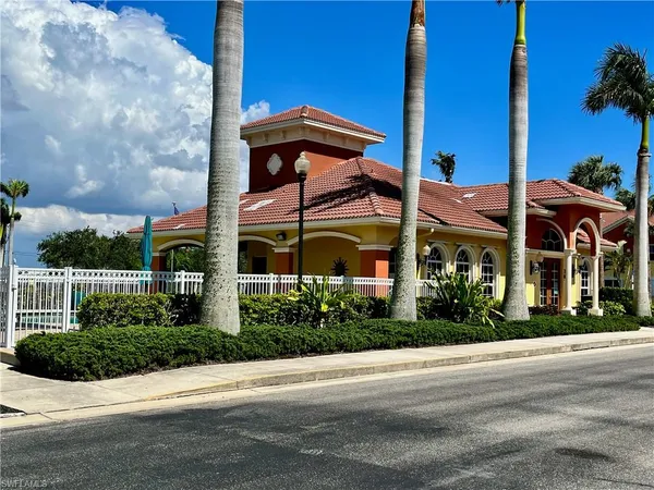 $3,200 | 174 Shadroe Cove Circle, Unit 1004, Cape Coral, FL 33991