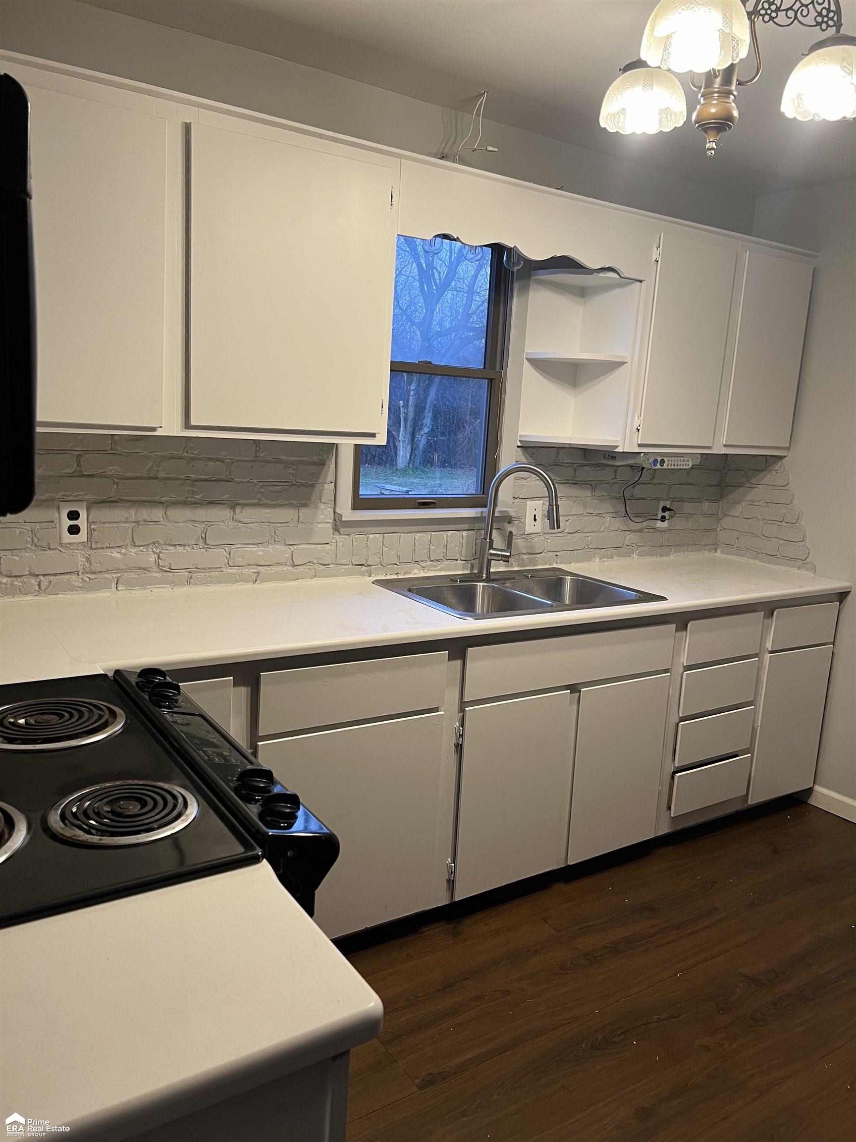 4186 North Center Road Flint, MI 48506 - Photo 31 of 40 50157512-f8617b85-e71e-4f5e-bf8b-49d79f67ab6d.JPG