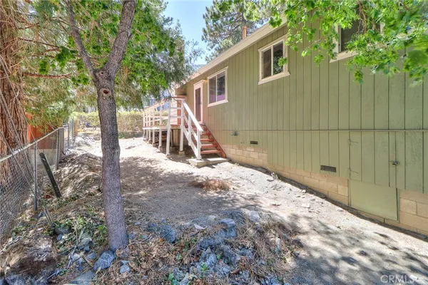 $375,000 | 5291 Orchard Drive, Wrightwood, CA 92397