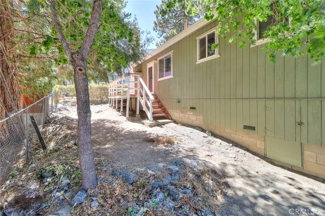 $375,000 | 5291 Orchard Drive, Wrightwood, CA 92397