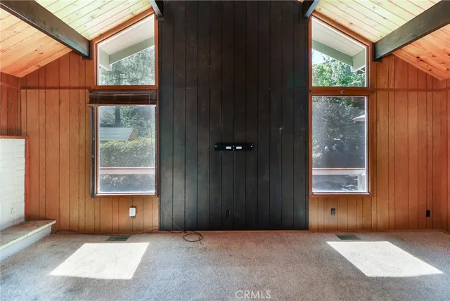 $375,000 | 5291 Orchard Drive, Wrightwood, CA 92397