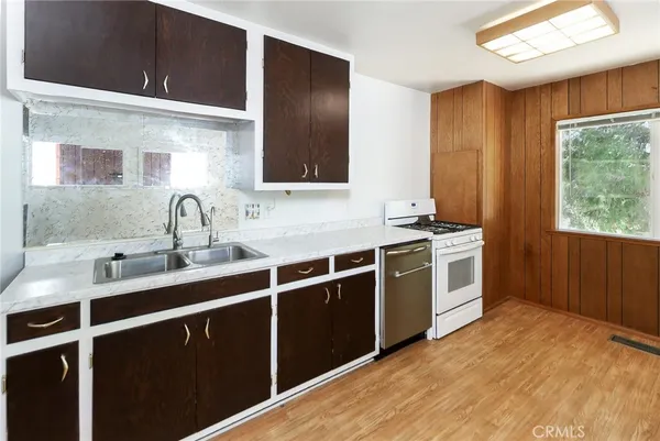 $375,000 | 5291 Orchard Drive, Wrightwood, CA 92397