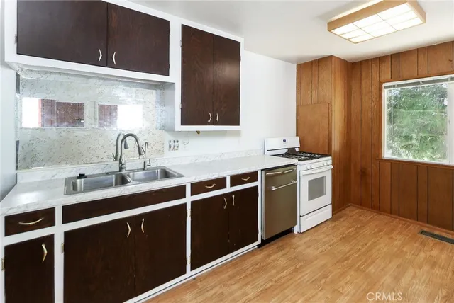 $375,000 | 5291 Orchard Drive, Wrightwood, CA 92397