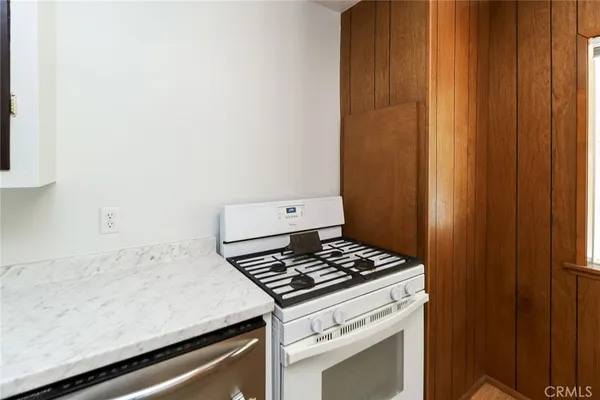$375,000 | 5291 Orchard Drive, Wrightwood, CA 92397
