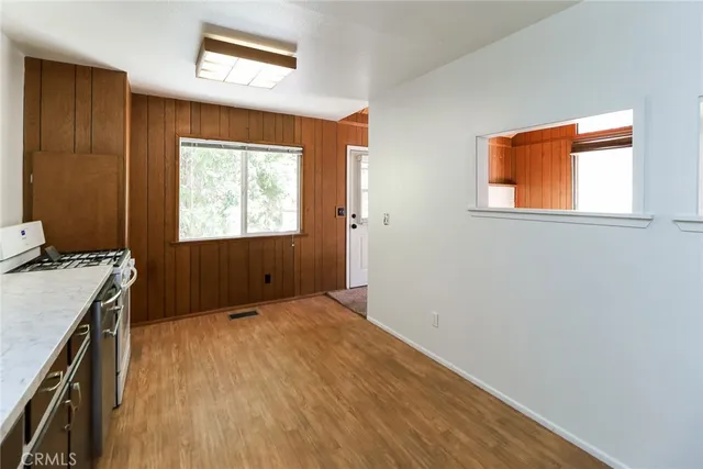 $375,000 | 5291 Orchard Drive, Wrightwood, CA 92397