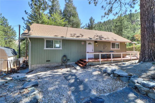 $375,000 | 5291 Orchard Drive, Wrightwood, CA 92397
