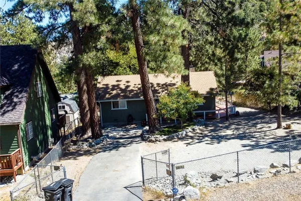 $375,000 | 5291 Orchard Drive, Wrightwood, CA 92397