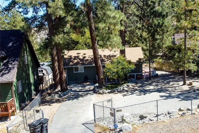 $375,000 | 5291 Orchard Drive, Wrightwood, CA 92397