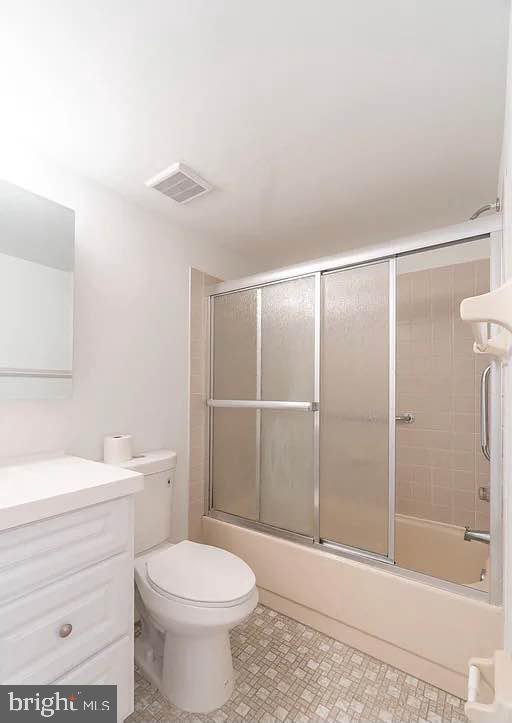 301 Byberry Road, Unit F7 Philadelphia, PA 19116 - Photo 12 of 19 a bathroom with a toilet a sink and shower