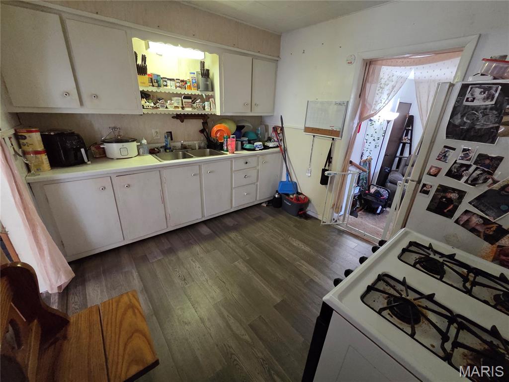 900 Sarah Street Jerseyville, IL 62052 - Photo 19 of 43