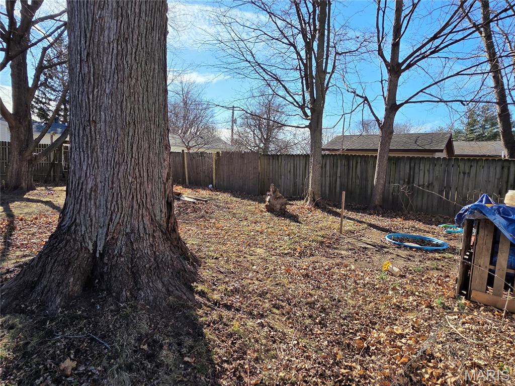 900 Sarah Street Jerseyville, IL 62052 - Photo 30 of 43